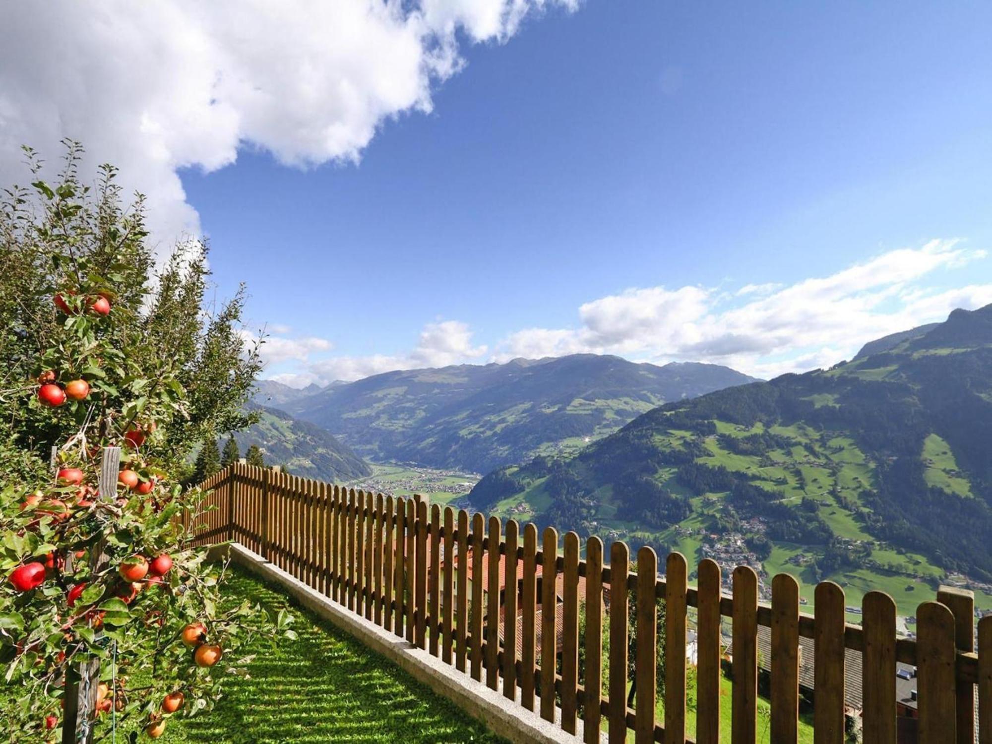Apartment In Hippach Im Zillertal In The Mountains Muhlen  Exterior foto